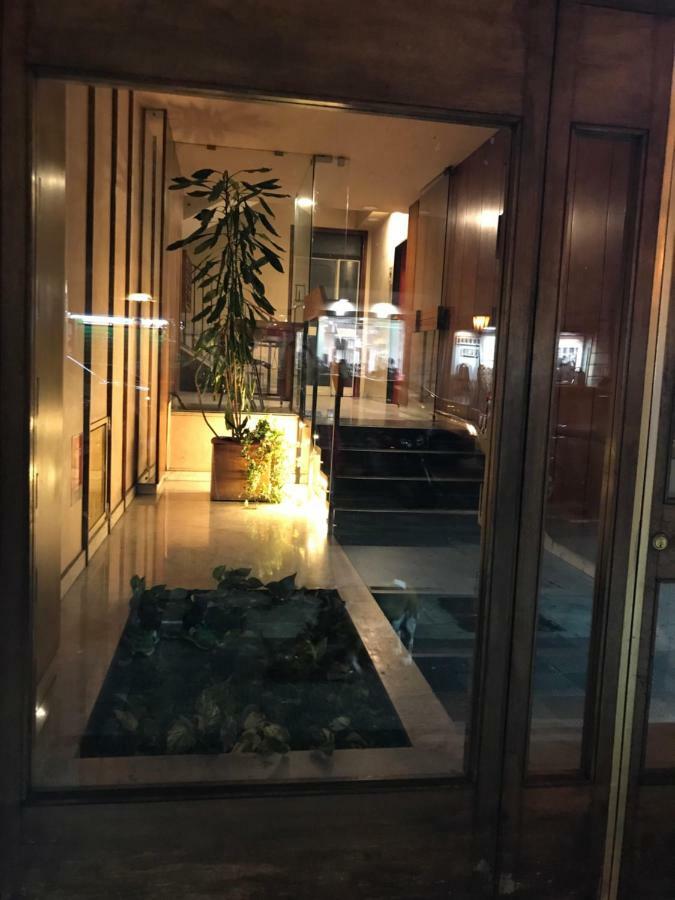 巴里70'S Luxury Cavour公寓 外观 照片